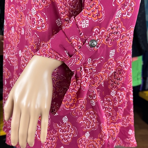 Maurices Floral Pink Women's Top Size 2X - Picture 4 of 6